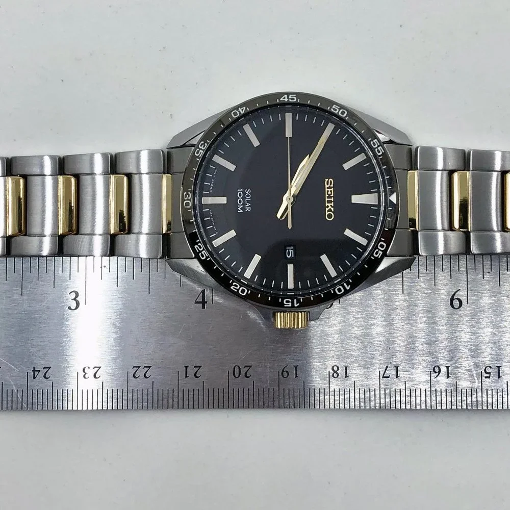 Unworn Seiko Essentials Solar Men's Watch SNE485 - Picture 9 of 11